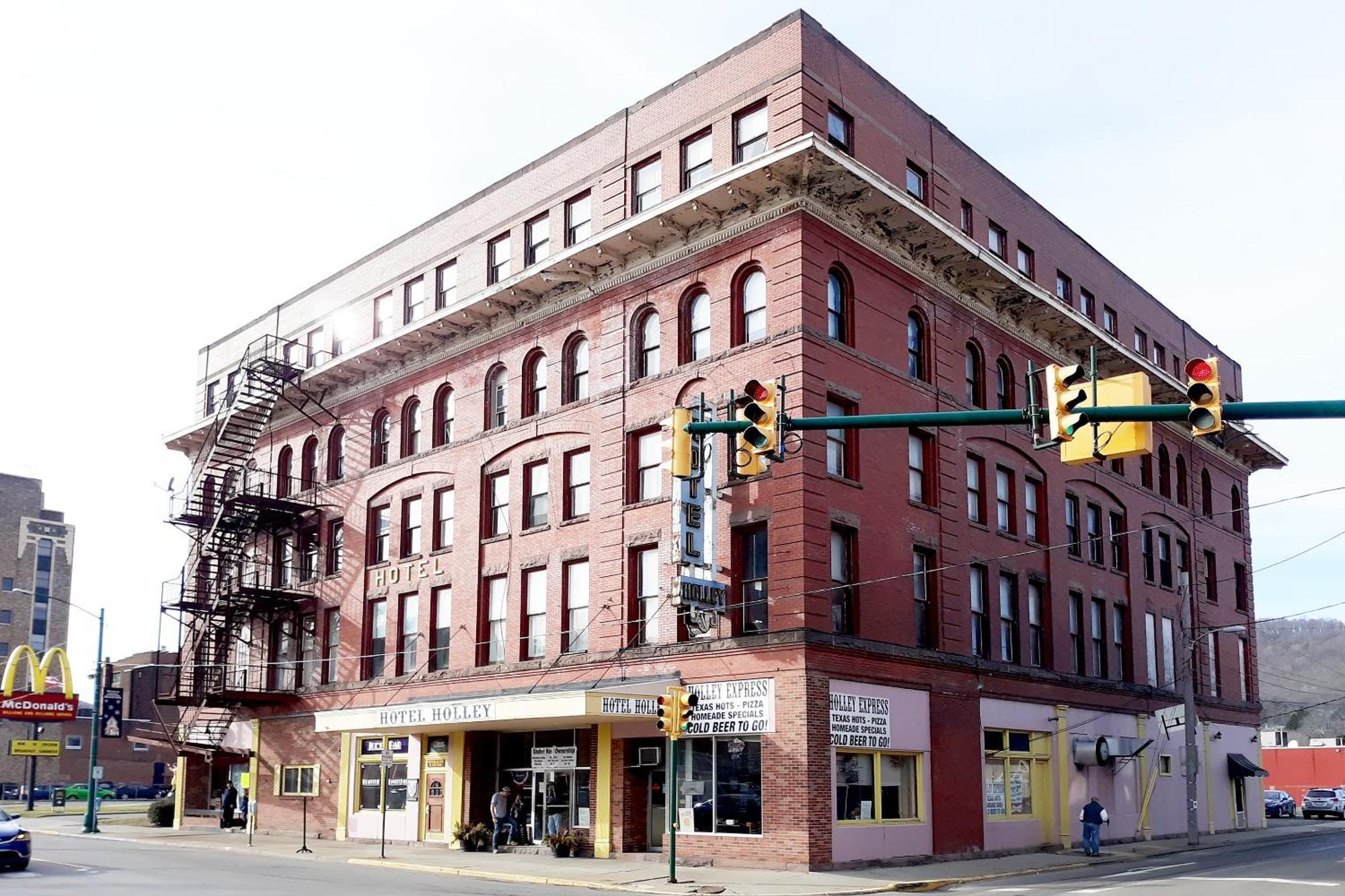 Oyo Hotel Bradford Main St Pa Exterior photo